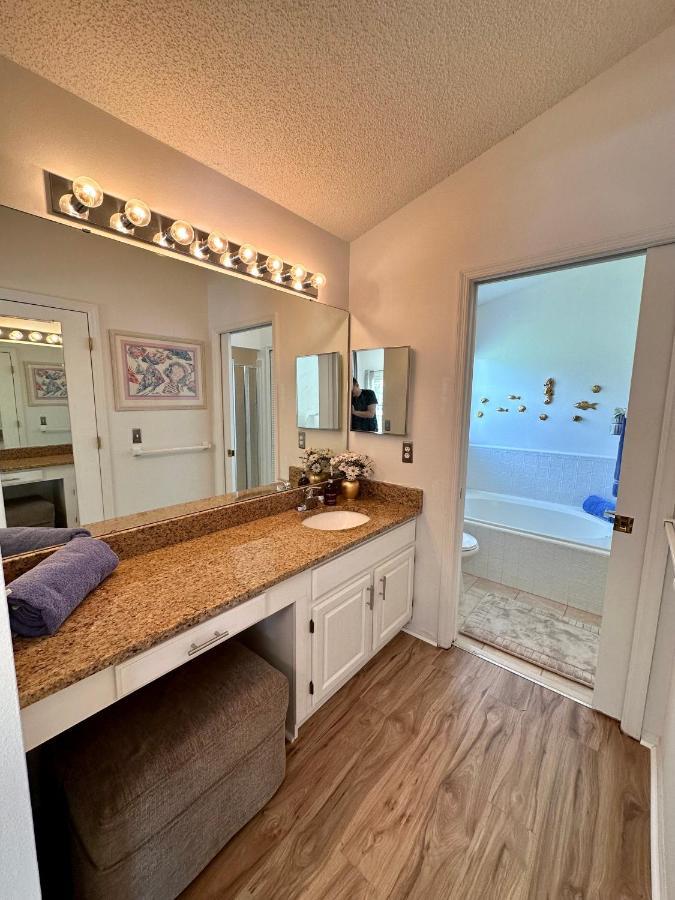 Private Pool With A Beautiful View Overlooking The Lake! Near Disney - Universal Kissimmee Exterior photo