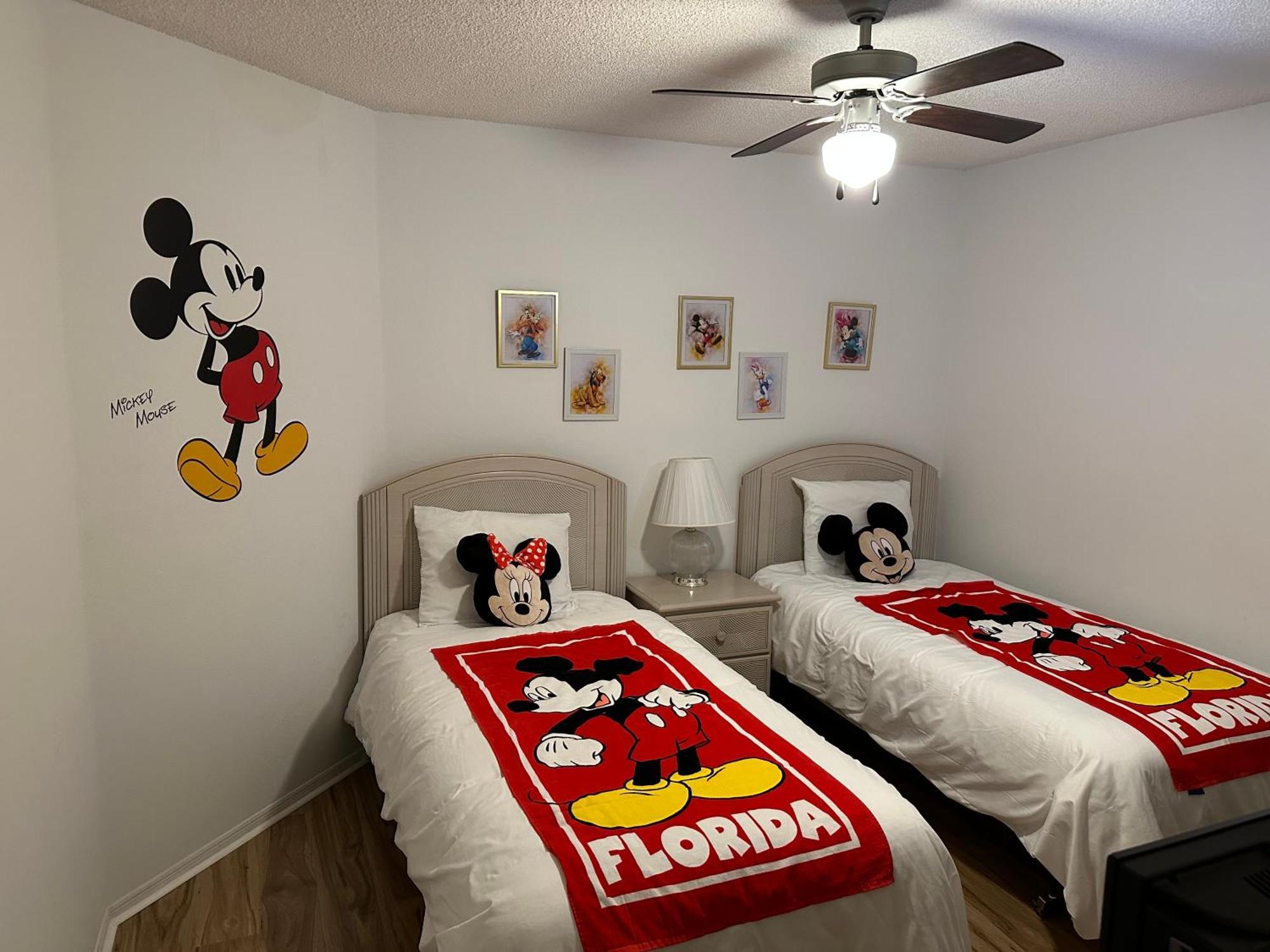 Private Pool With A Beautiful View Overlooking The Lake! Near Disney - Universal Kissimmee Exterior photo